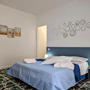 https://magi-house.sicilyhotelsitaly.net