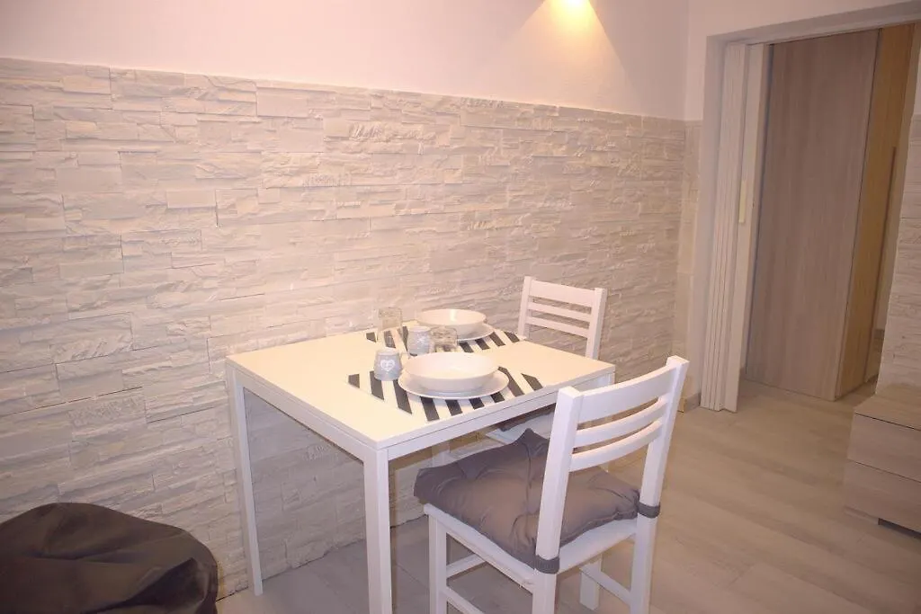 Vittoria Apartment Venice 0*,  Italy